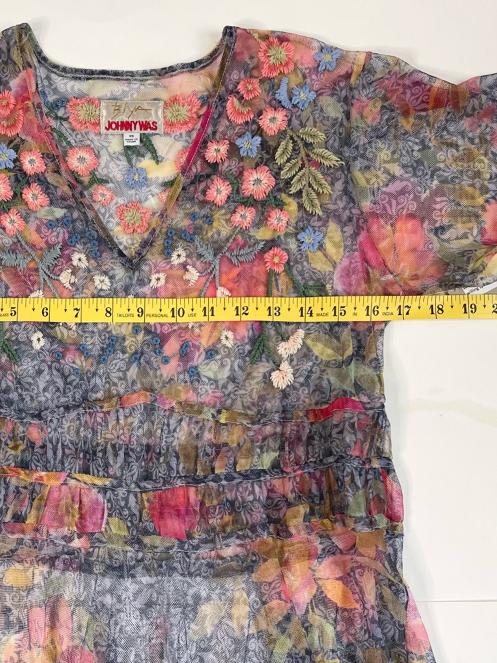 Johnny was Floral V-Neck Sheer Maxi Dress. Size: XS - Picture 4 of 7